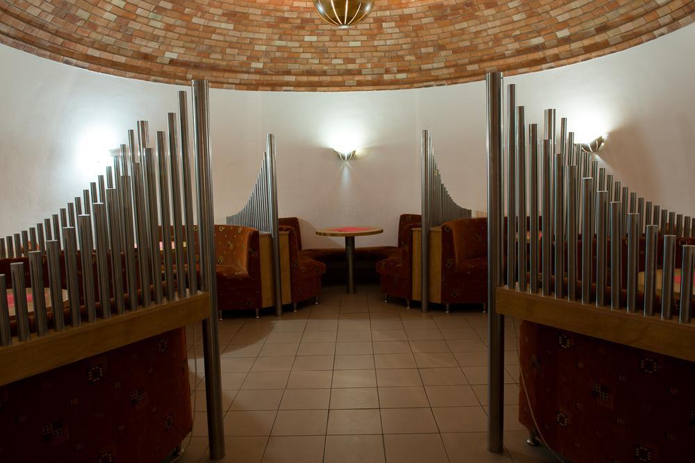 Hotel Imos Breclav Exterior photo